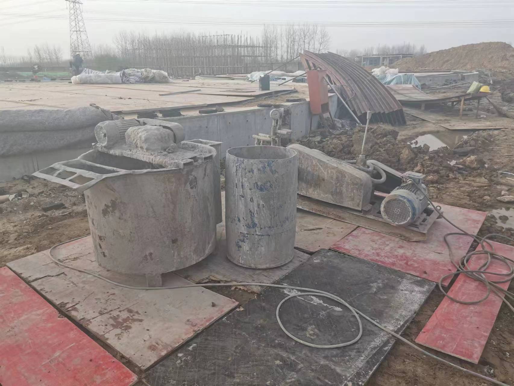 白茅湖农场设备基础注浆