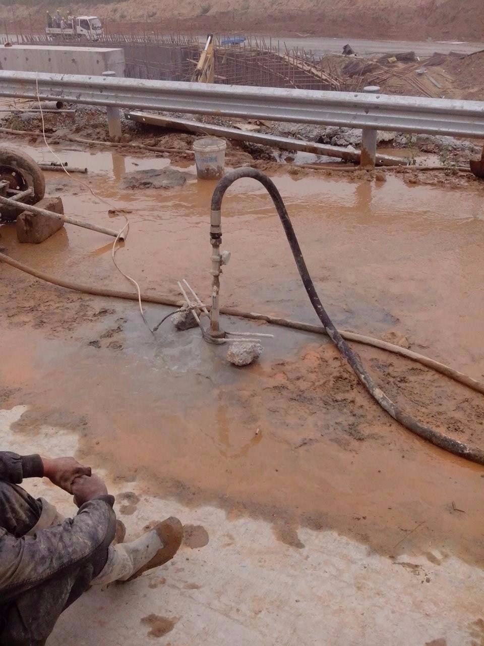 白茅湖农场路基压密注浆